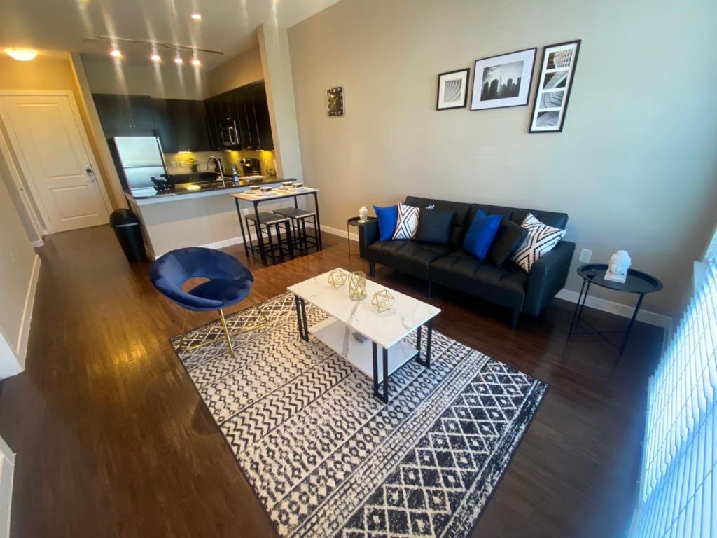 Luxury 1Br Condo Wbalcony - Galleriariver Oak Houston Extérieur photo