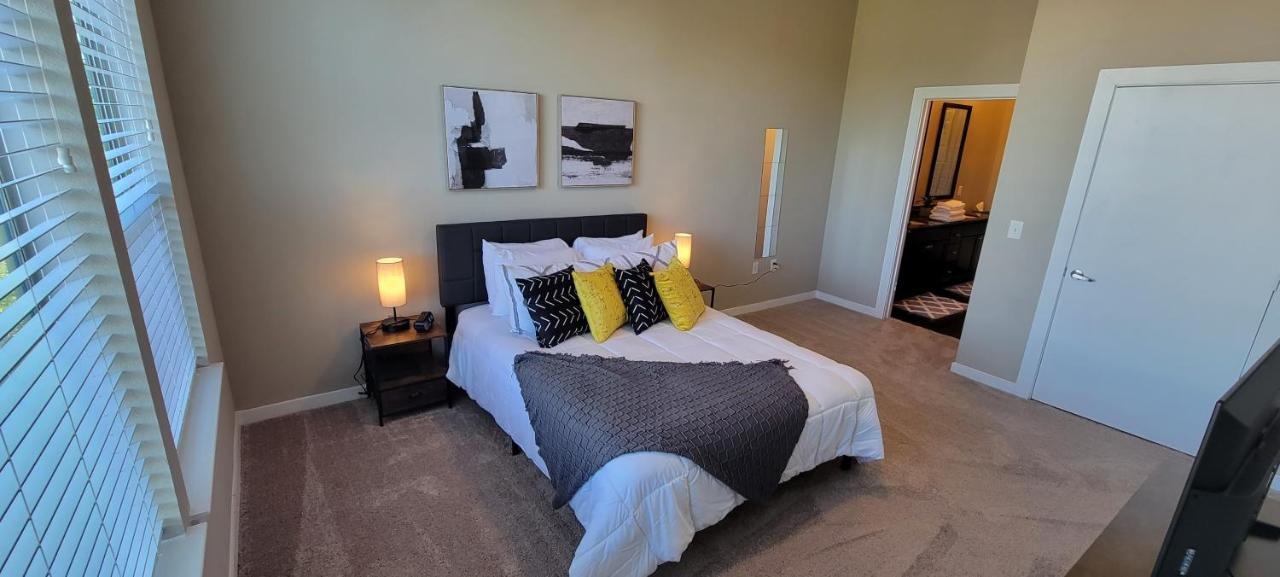 Luxury 1Br Condo Wbalcony - Galleriariver Oak Houston Extérieur photo
